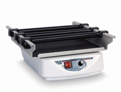 Agitateur à plateforme Mini-300 Orbital-Genie<sup>®</sup>, avec pinces à cliquet