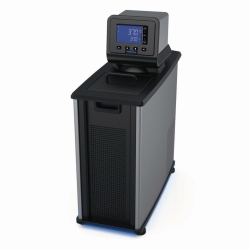 Kälte/Wärme-Umwälzthermostate mit Standard Digital (SD) Temperaturregler