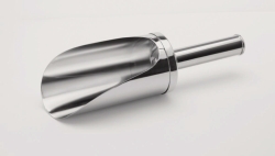 Pelle cylindrique, en acier