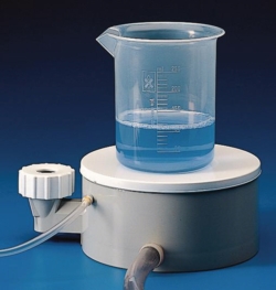 Agitateur magnétique, actionné par pression dair/eau