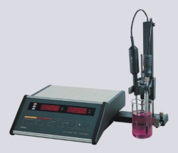pH-mètre de laboratoire 766