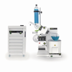 Rotavapor<sup>®</sup> R-300 System with Interface I-300 and recirculating chiller F-305
